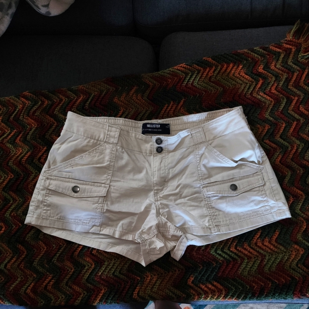 Hollister Beige Cargo Shorts